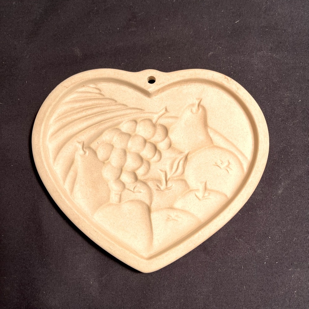 Cookie Mold - 1995 Heart of Plenty. Pampered Chef